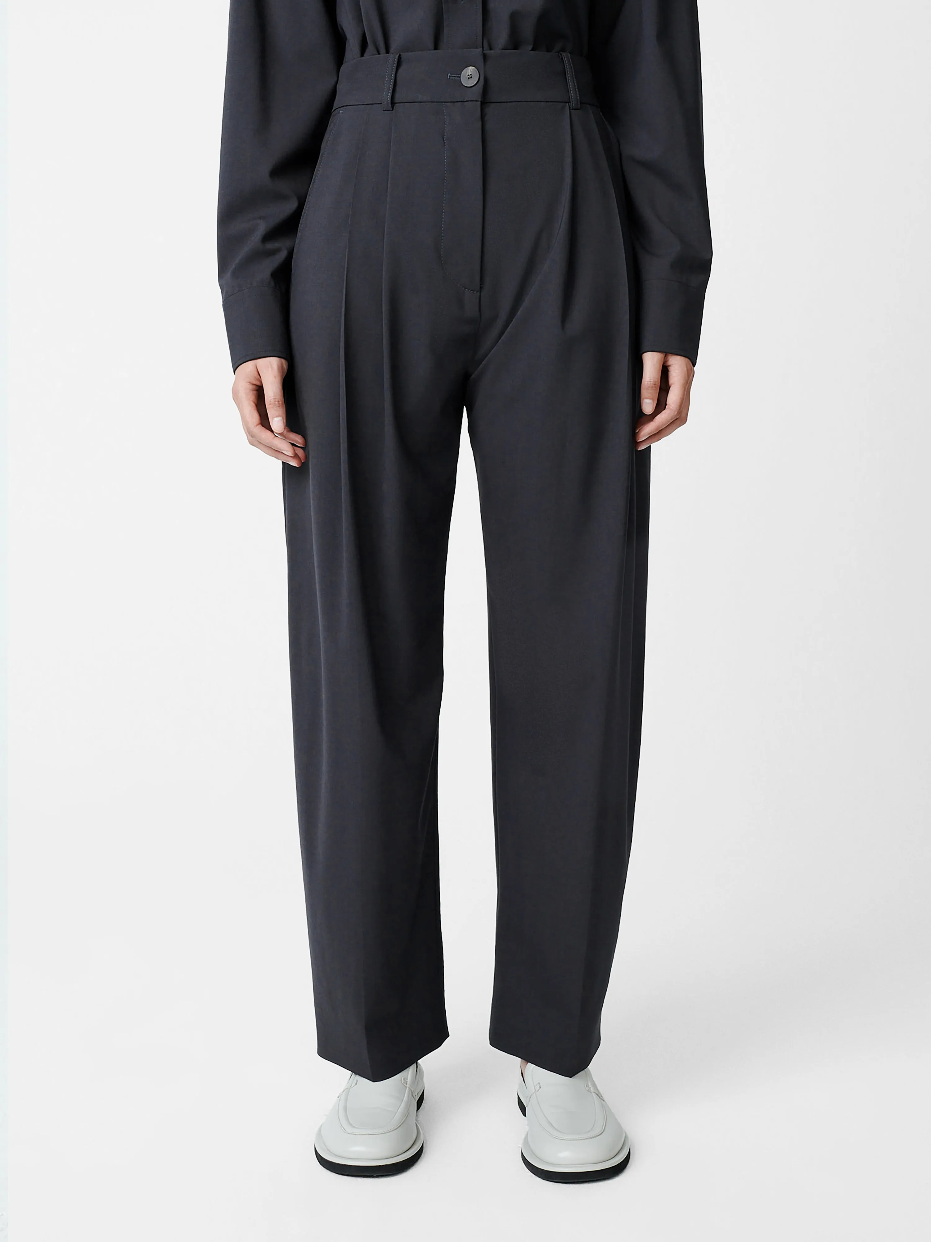 Acuna Tropical Wool Pant in Seal Blue