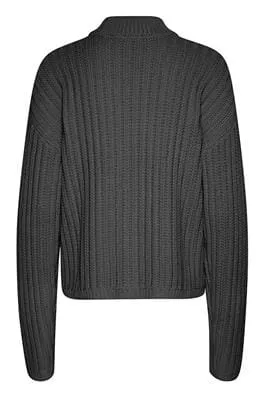 BLACK CREW NECK COMFY SWEATER