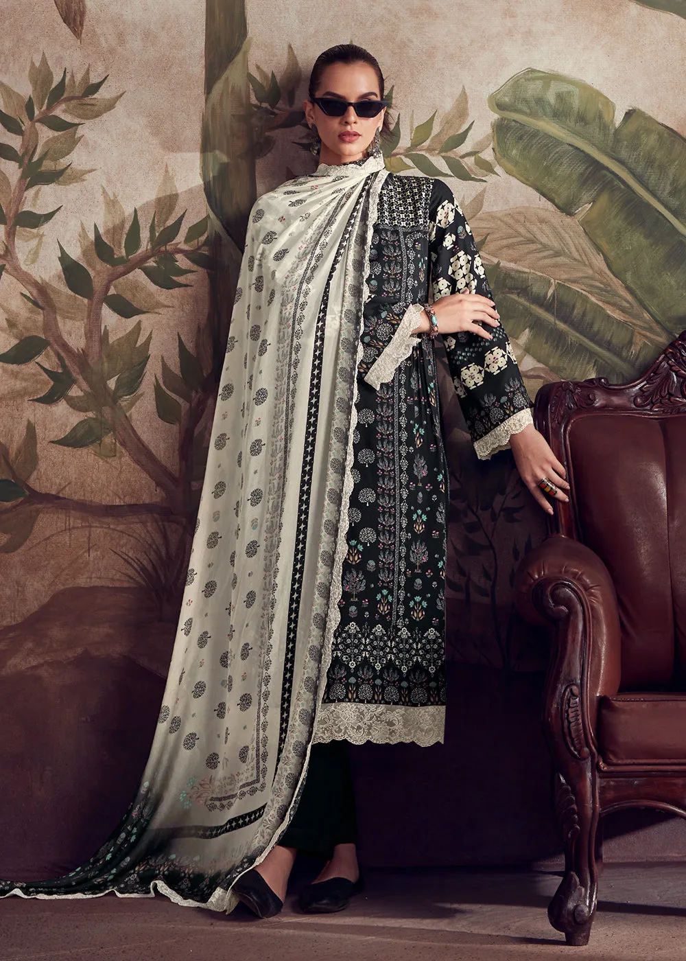 Black Digital Printed Pakistani Style Salwar Suit