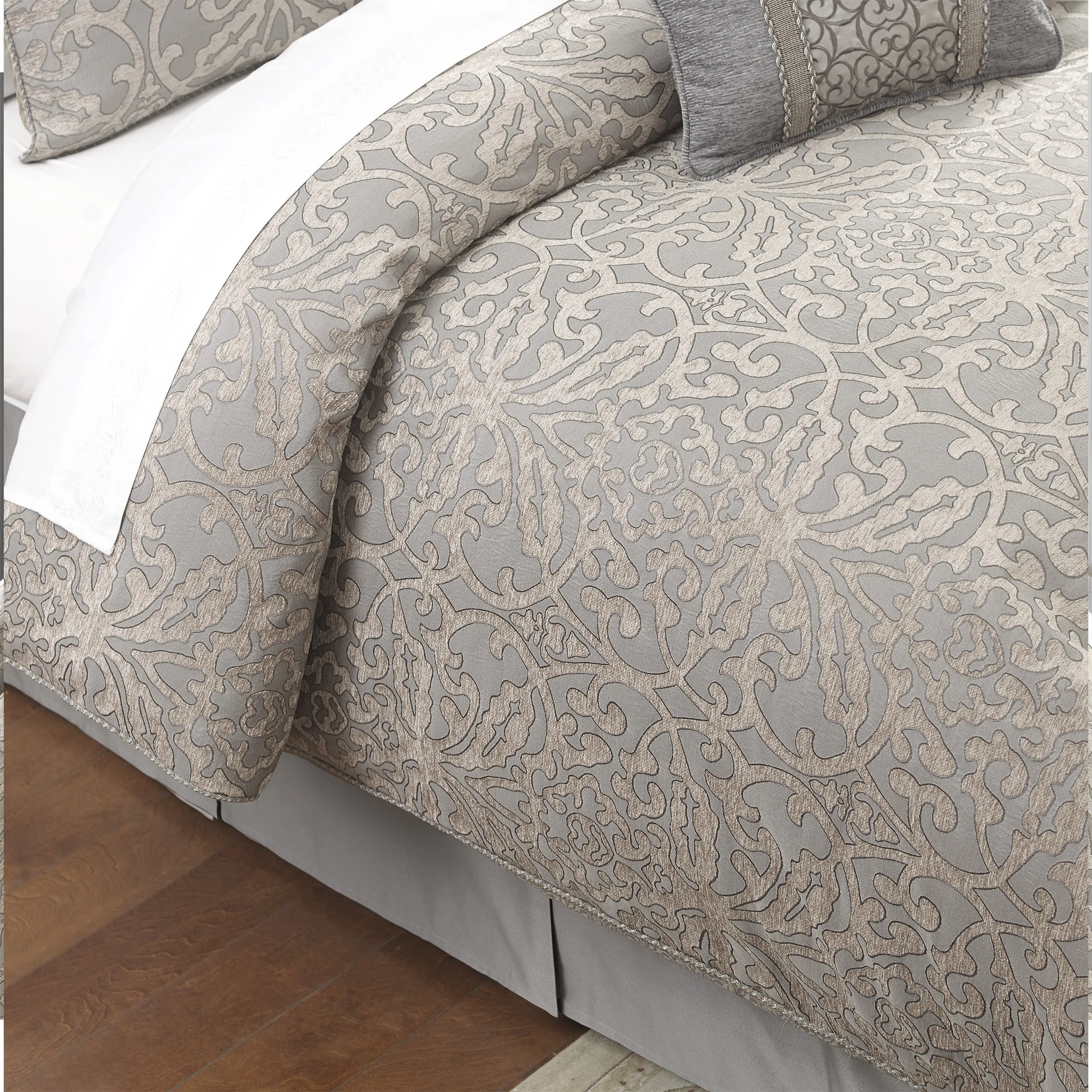 Carrick 6 Piece Comforter Set