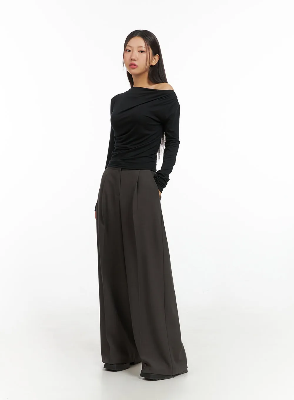 Pintuck Wide-Leg Tailored Pants IS402