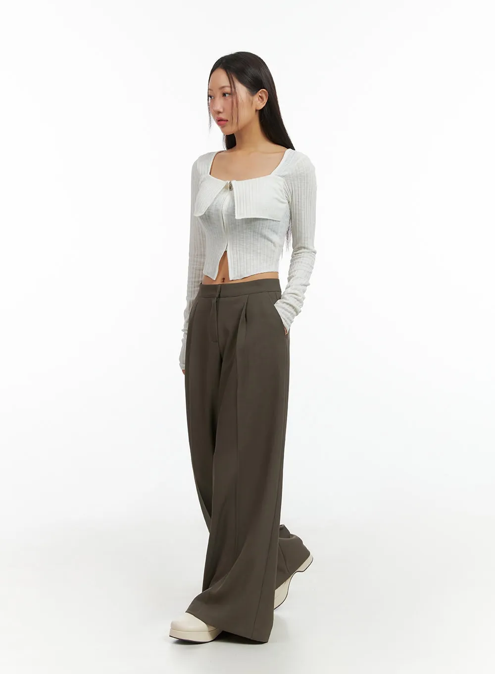 Pintuck Wide-Leg Tailored Pants IS402