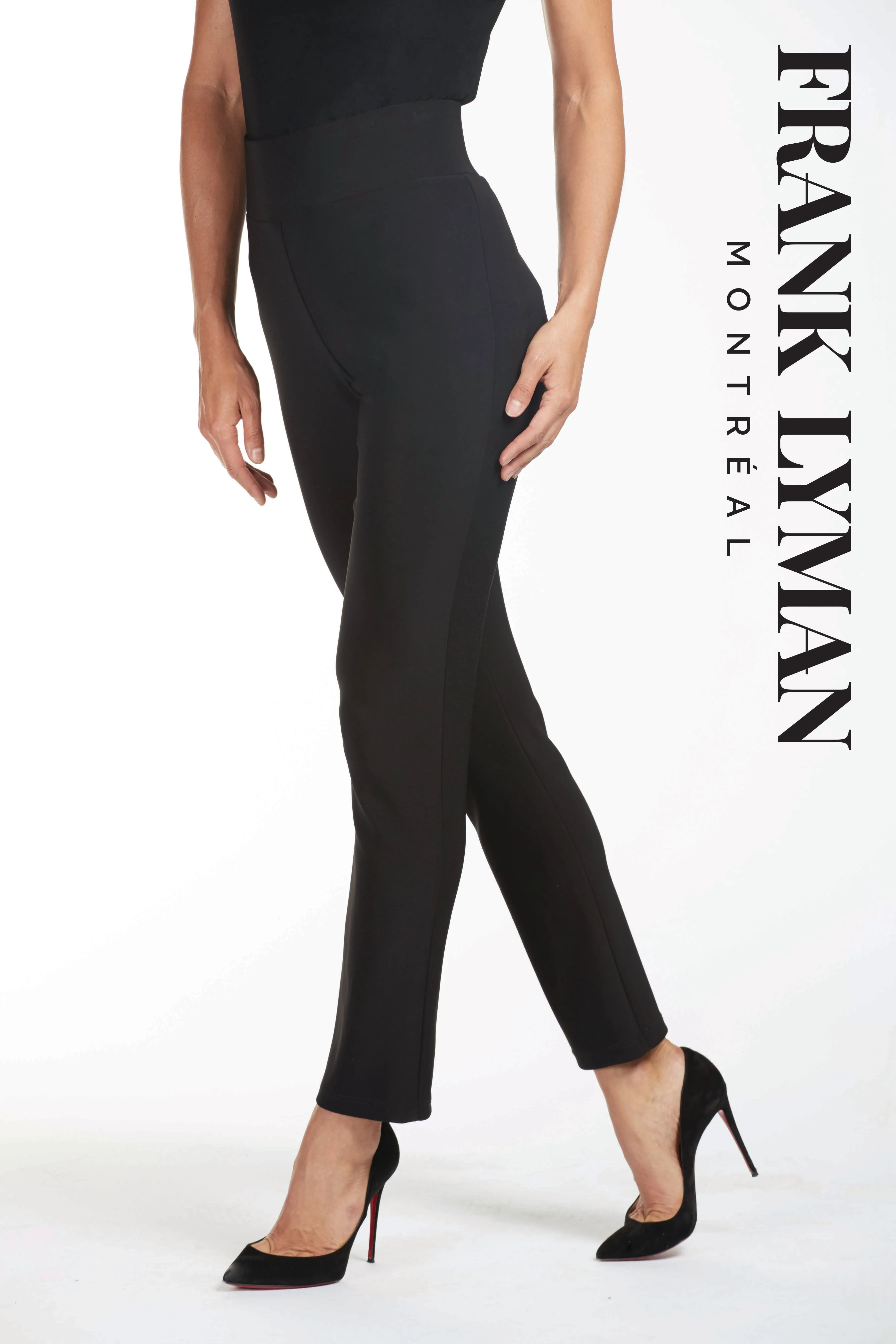 PULL ON STRAIGHT LEG CLASSIC PANT