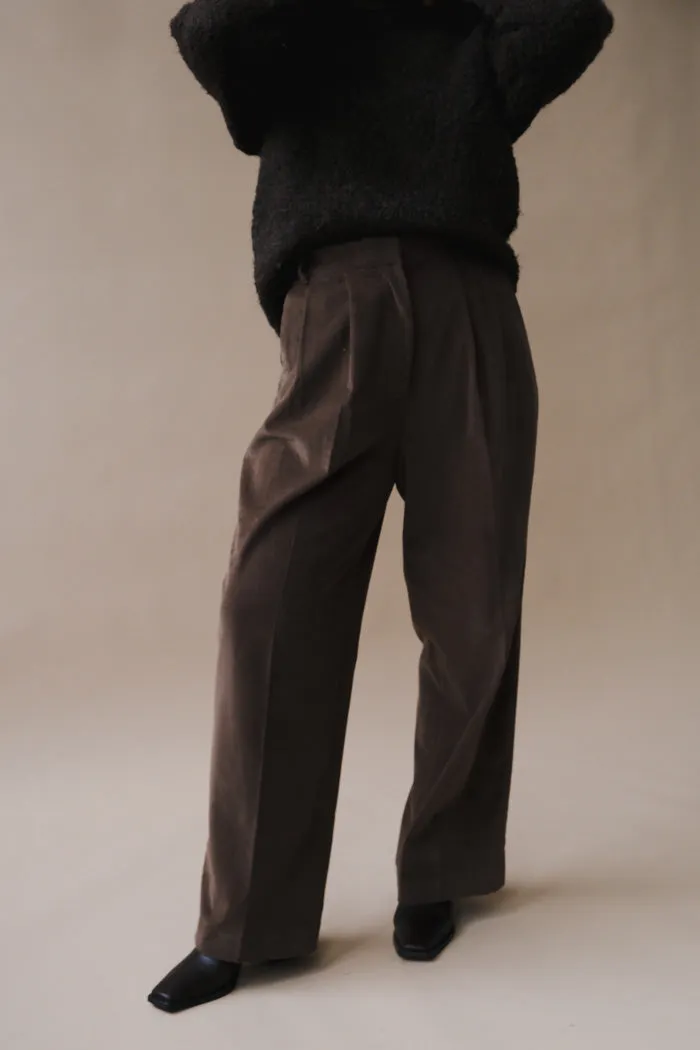 THIN CORDUROY WIDE LEG PANTS