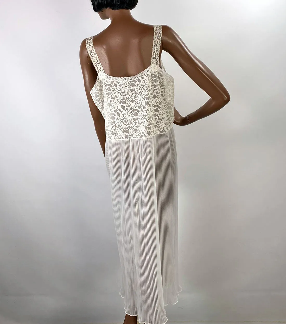 Women's 50s Vintage White Nylon Full Slip Lace & Crystal Pleats M/L Aristocraft VFG